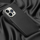 Midnight Black / iPhone17 pro max