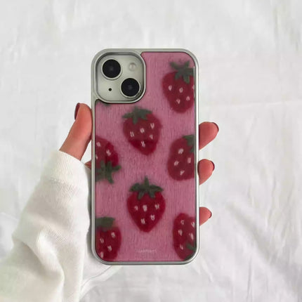Strawberry Themed Protective Case 16 Pro Max Protective Cover
