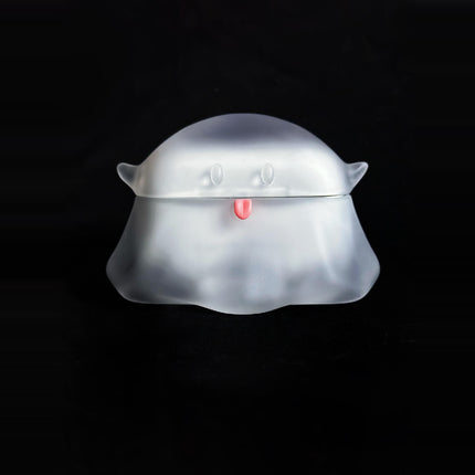 D-Printed Transparent Earphone Case Featuring A Little Ghost