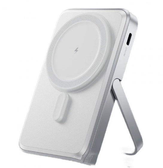 Wireless-charging Power Bank With Built-in Cable And Magnetic Attachment For Pho