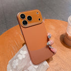Brown / Iphone 17