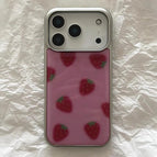 Strawberries all over the scre / IPhone17ProMax