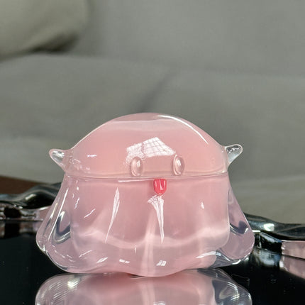 D-Printed Transparent Earphone Case Featuring A Little Ghost
